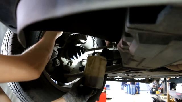 Chrysler Voyager обслуживание тормозной системы смотреть онлайн