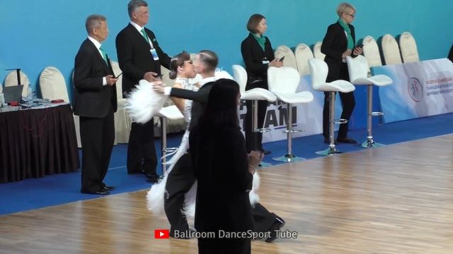 Tango = Roman Zhemchugov & Elizaveta Ustinova = 2022 Cup of Russia Adult Ballroom смотреть онлайн
