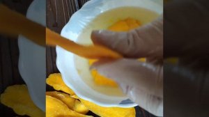 Как сделать сушеное манго свежим?