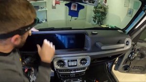 Разборка салона G63 AMG (часть 2)