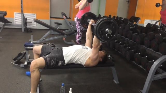 Френч на трицепс: 60 кг на 15 раз (20.04.16) смотреть онлайн