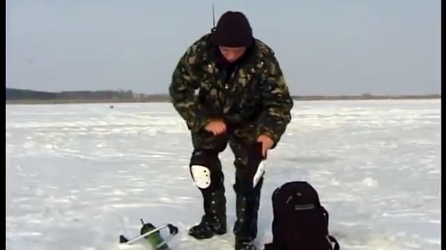 Наколенники для зимней рыбалки. "Рыбацкие Хитрости". смотреть онлайн