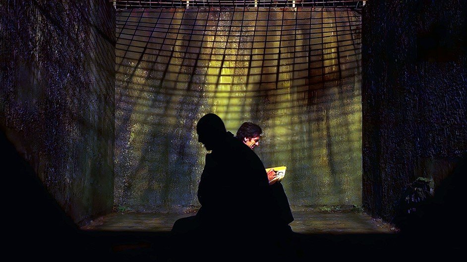 Казнь 2021 Следователь по особо важным делам вынужден срочно разобраться в ситуации и оправдаться смотреть онлайн