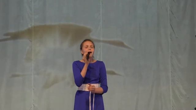 Дарья Петрова "Журавли" (М.Бернес) смотреть онлайн