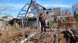 Установка теплицы  Дачная Стрелка