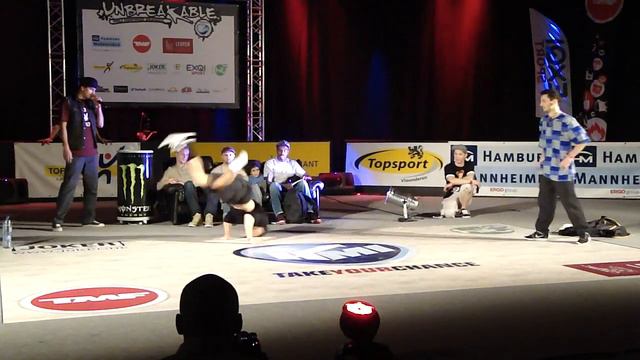 Unbreakable 2010 - 1/8 finals - Ismael vs Ardit смотреть онлайн