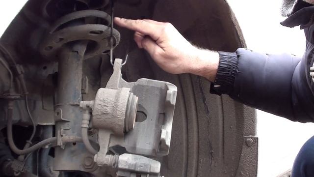 Замена тормозных колодок мазда 6 GJ 2012 -2021. Replacement of front brake pads Mazda 6 GJ 2012-202 смотреть онлайн