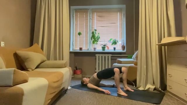 УРОК 2. 25-минутная практика хатха-йоги на все тело. смотреть онлайн