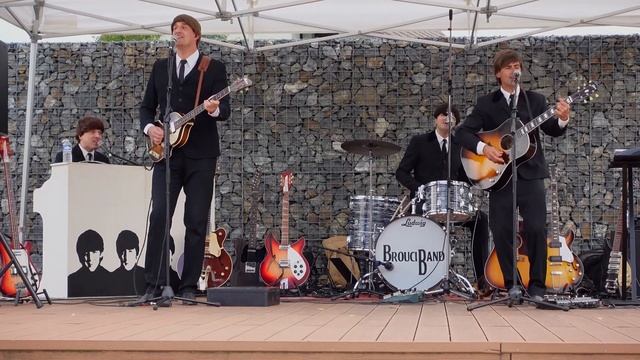 Brouci Band - Yellow Submarine смотреть онлайн