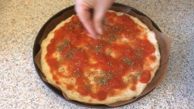 Гавайская пицца с беконом и ананасом на закваске (бекон можно заменить на ветчину) смотреть онлайн