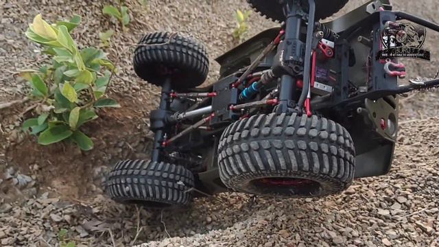 MN86KS MERCEDES BENZ G500 1/12 VS MN86KS UPGRADE RUBICON 1/10