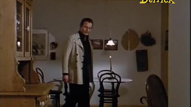 Derrick - La Bambola (1979)