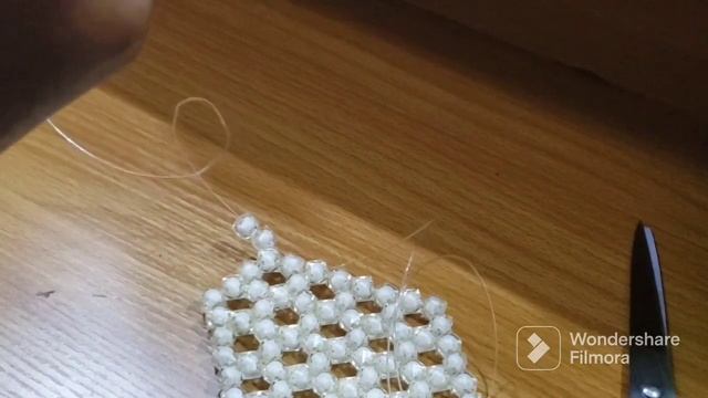 HOW TO MAKE A HEXAGON BEADED BAG (BEGINNERS FRIENDLY) смотреть онлайн