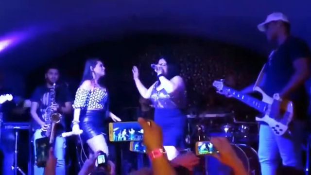 Louca por ti - Paulinha Abelha e Larissa Costa смотреть онлайн