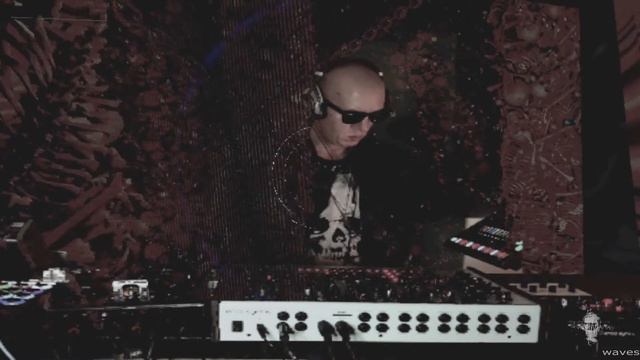 Mixed Reality Techno Live - Erica Synths (Perkons HD, DB-01, Zen Delay) Hybrid Liveset powered by… смотреть онлайн