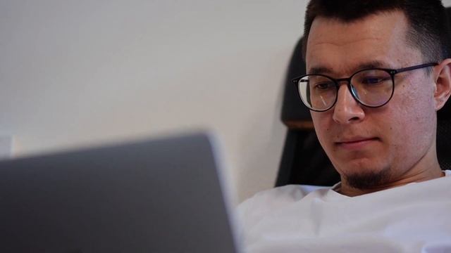 Деловые мысли №1 | про искусство и программирование | Руслан Гилазов смотреть онлайн