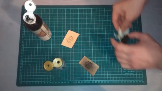 Антик гель Eco Flo или антик гель Plaid? Сравнение антик гелей для кожи.