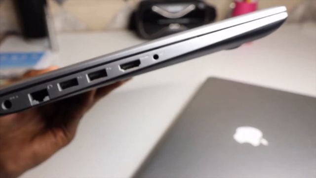 MacBook Pro VS Samsung notebook 9 смотреть онлайн