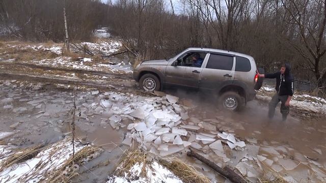 Шевроле Нива. Или возможности Chevrolet Niva на бездорожье в заводской комплектации... смотреть онлайн