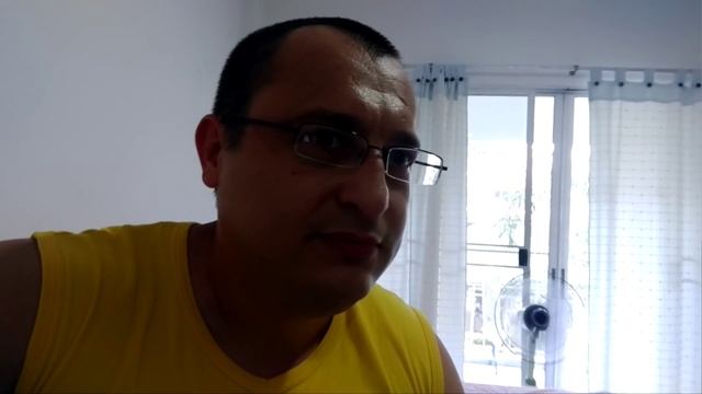 ШОК ! Нападение кровожадной креветки-убийцы ! смотреть онлайн