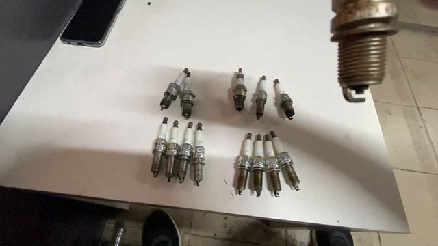 Как отличить оригинальные свечи NGK. How to distinguish the original NGK candles from a fake ! смотреть онлайн
