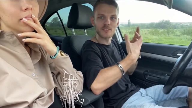 Крым. Белая Скала. Спаслись от змеи и попали на Фестиваль Воздушных шаров.