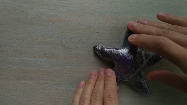 Клеим бумажную заготовку папье маше. Елочная игрушка Морская звезда своими руками. Мастер класс. смотреть онлайн