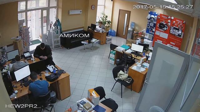 HEW2PR2 днем в офисе смотреть онлайн