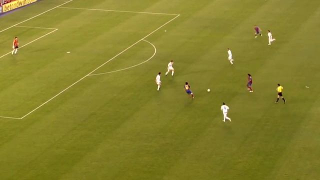 Дебютный гол Месси за Барселону | Messi's debut goal for Barcelona смотреть онлайн