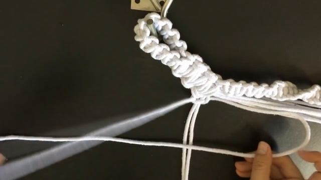 DIY - Suporte para vaso de plantas em macramê смотреть онлайн