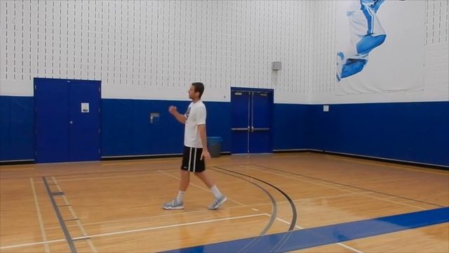 How To Cut Back Door | Score Without the Ball | Pro Training Basketball смотреть онлайн