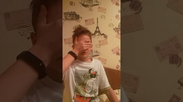 Басня Ивана Андреевича Крылова "Свинья по Дубом" смотреть онлайн