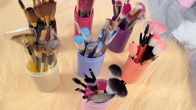 Набор 12 кистей в тубусе смотреть онлайн