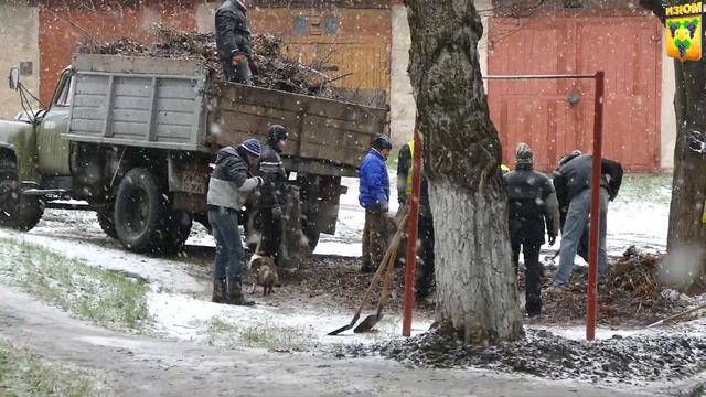 Апрельский снегопад в Изюме