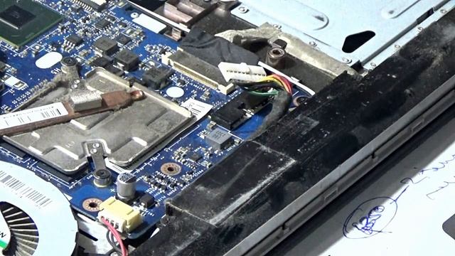 Lenovo Ideapad Z500 Disassembly смотреть онлайн