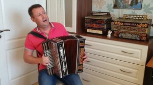 Паша гармонист - Над рекою калина (под эксклюзивную гармонь)
