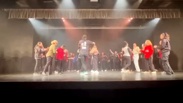 Les Twins - Ecole Secondaire Saint Maxime | MH Tour 2023 смотреть онлайн