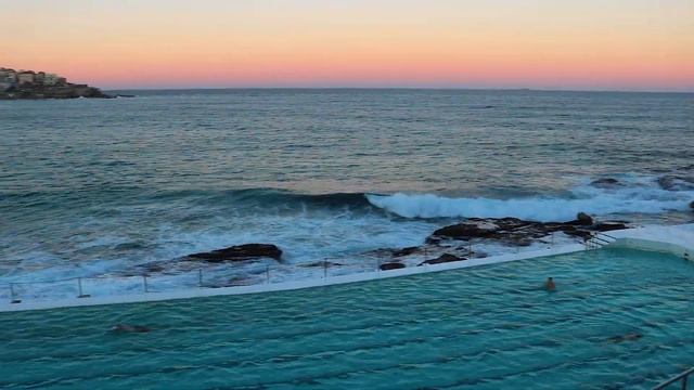 BONDI BEACH, SYDNEY - TOP THINGS TO DO (Your Local Sydney Guide) смотреть онлайн