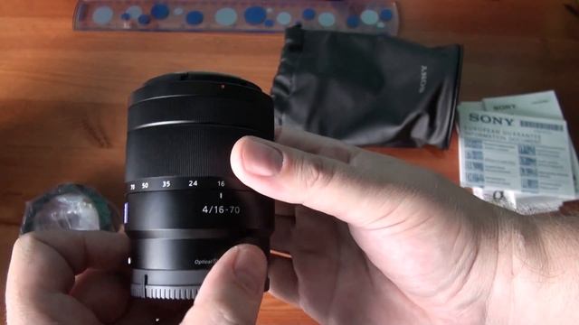 Unboxing Sony Carl Zeiss Vario-Tessar T E 16-70mm F4 ZA OSS Lens (SEL1670Z) смотреть онлайн