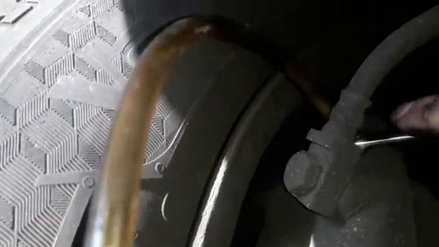 Как прокачать тормоза на автомобиле форд транзит