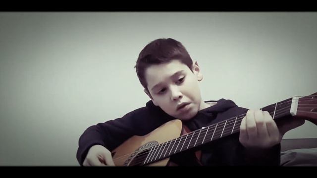 Кирилл играет на гитаре в.цой (робертович) смотреть онлайн