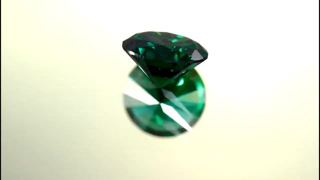 Green Cubic Zirconia Round смотреть онлайн