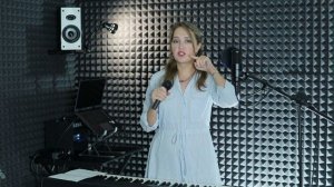 Как правильно петь в микрофон. Основные правила работы с микрофоном.