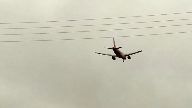 Airbus a319 Россия (Rossiya) заходит на посадку в аэропорт Минеральные Воды смотреть онлайн