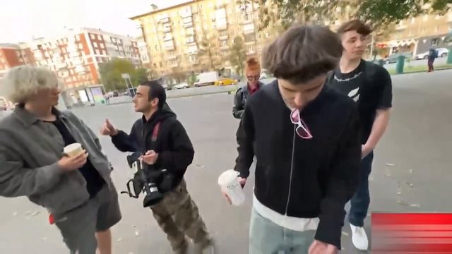 ВСТРЕТИЛИ САМОГО УГАРНОГО ПОДПИСЧИКА И ПРОКАТИЛИ НА РОЛС РОЙСЕ? смотреть онлайн