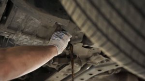 Замена масла в коробке и двигателе Geely Atlas Pro 53.000 км