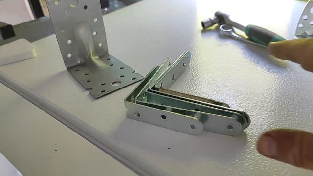 Двухярусная кровать с рундуком в автодоме на базе автобуса Gazel Next Cityline. Спальное место. смотреть онлайн