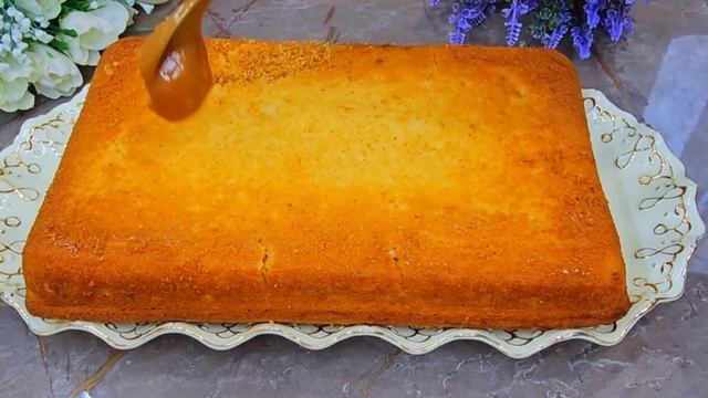 Беру Стакан Кефира и Стакан Манки! Нереально вкусный пирог!Все перемешали и в духовку ! смотреть онлайн