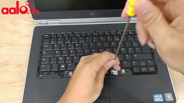 Hướng dẫn thay bàn phím laptop Dell 6420 - đơn giản nhất смотреть онлайн