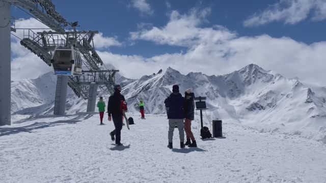 Эпический Эльбрус (3830 м) смотреть онлайн